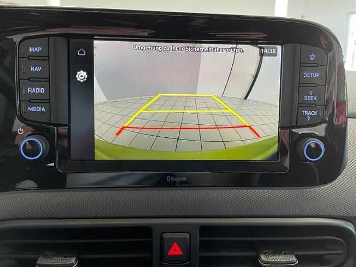 Hyundai i10 1.2 Trend Aut. *NAVI*DAB*CARPLAY! *