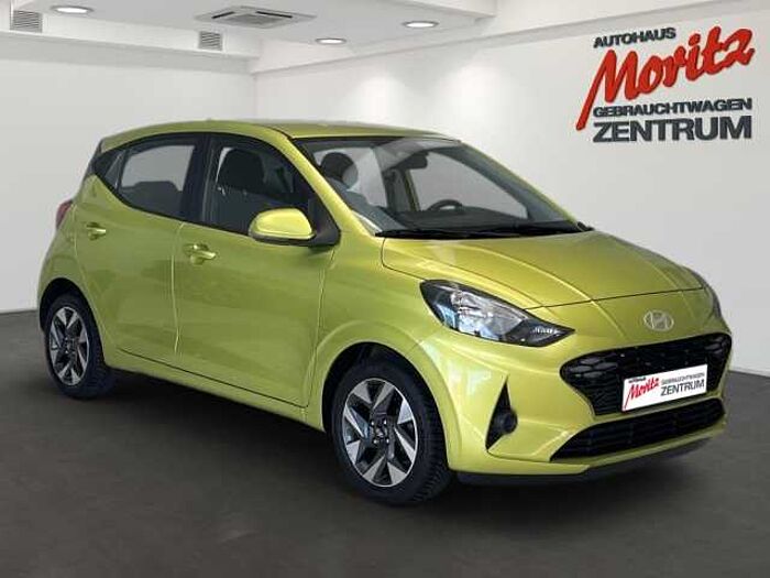 Hyundai i10 1.2 Trend Aut. *NAVI*DAB*CARPLAY! *