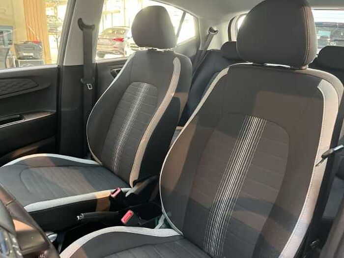 Hyundai i10 1.2 Trend Aut. *LENKRAD HEIZBAR! *