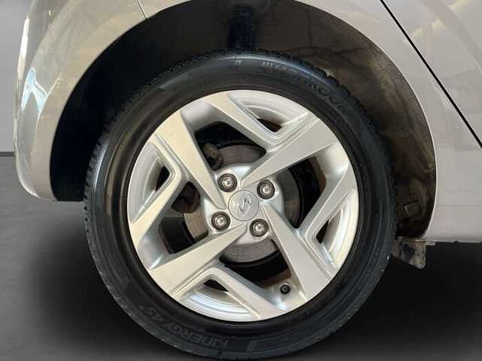 Hyundai i10 1.2 Trend Aut. *LENKRAD HEIZBAR! *
