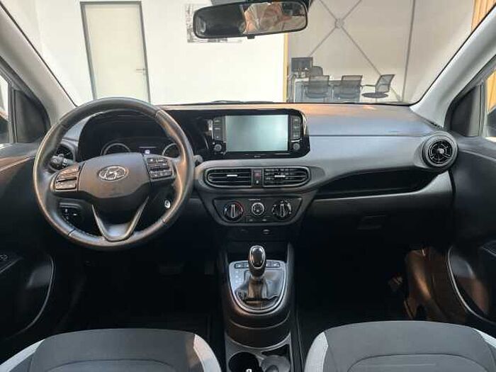 Hyundai i10 1.2 Trend Aut. *LENKRAD HEIZBAR! *