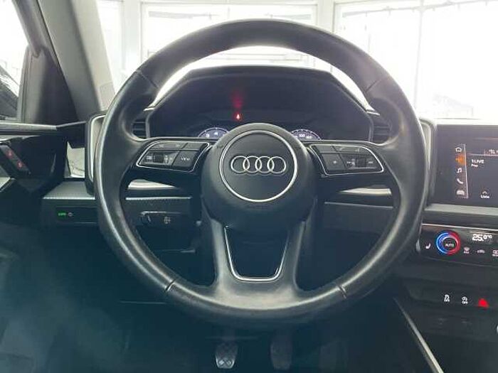 Audi A1 Sportback 30 TFSI S line *VIRTUAL COCKPIT! *