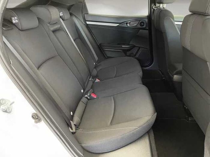 Honda Civic 1.0 Elegance CVT Aut. *AUT*ALLWETTER*