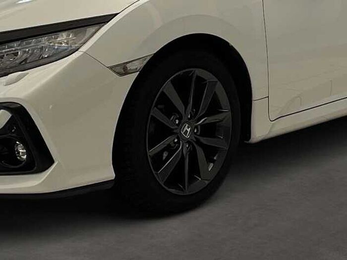 Honda Civic 1.0 Elegance CVT Aut. *AUT*ALLWETTER*