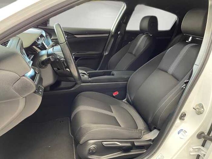 Honda Civic 1.0 Elegance CVT Aut. *AUT*ALLWETTER*
