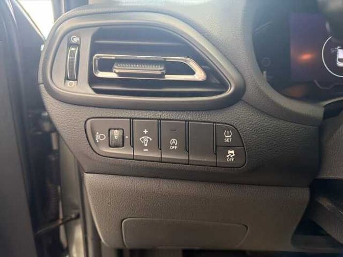 Hyundai i30 Kombi 1.6 CRDi Prime Mild-Hybrid *Vollleder*Memory*UVM!*