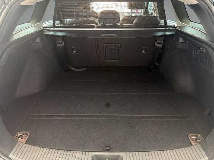 Hyundai i30 Kombi 1.6 CRDi Prime Mild-Hybrid *Vollleder*Memory*UVM!*