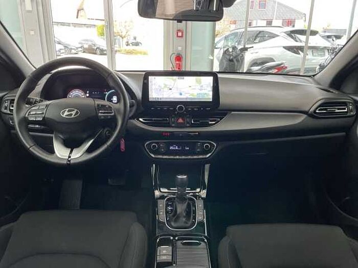 Hyundai i30 1.0 TGDI Advantage DCT *LED SCHEINWERFER*NAVI*