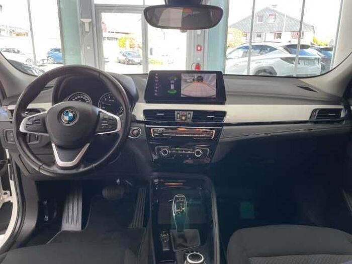 BMW X2 sDrive 18 i *HEAD UP*NAVI PLUS! *