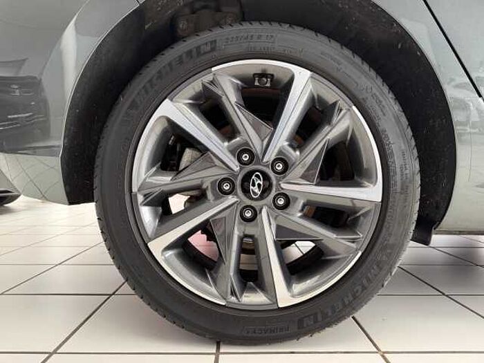 Hyundai i30 1.5 Trend 48V DCT Aut. *NAVIPAKET*AUT*