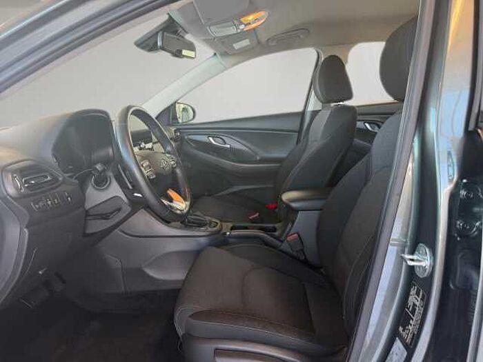 Hyundai i30 1.5 Trend 48V DCT Aut. *NAVIPAKET*AUT*