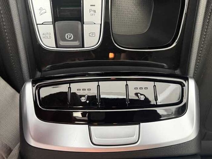 Hyundai TUCSON 1.6 CRDi Select 48V 2WD *AHK*NAVI*LED PAKET*