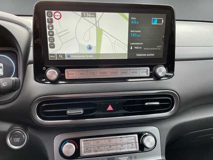 Hyundai KONA Elektro 2WD ADVANTAGE *MIT WENIG KM!*