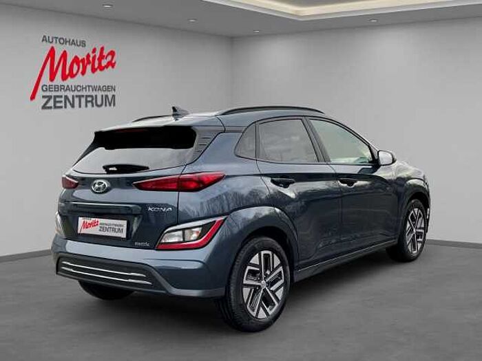 Hyundai KONA Elektro 2WD ADVANTAGE *MIT WENIG KM!*