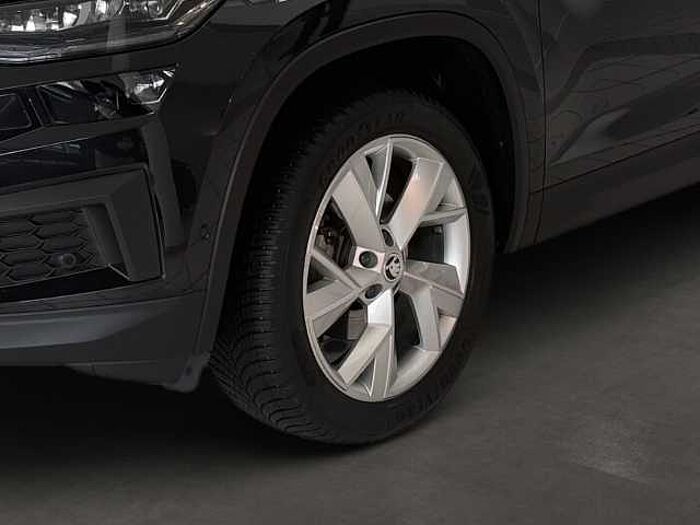 SKODA Kodiaq 1.5 TSI Tour DSG *ALLWETTER*ACC*NAVI*