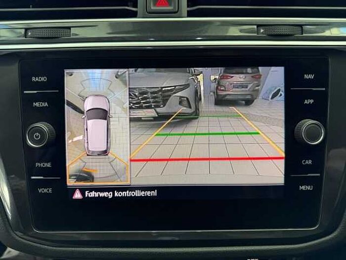 Volkswagen Tiguan 2.0 TFSI Highline 4Motion *R LINE BLACK PAKET!*