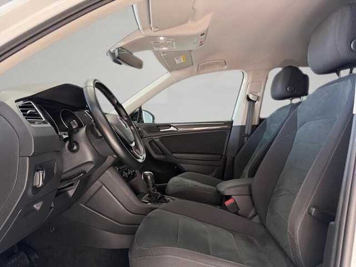 Volkswagen Tiguan 2.0 TFSI Highline 4Motion *R LINE BLACK PAKET!*