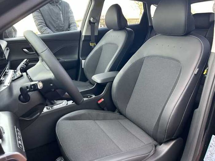 Hyundai KONA 1.6 T-GDI PRIME *MIT WENIG KM*