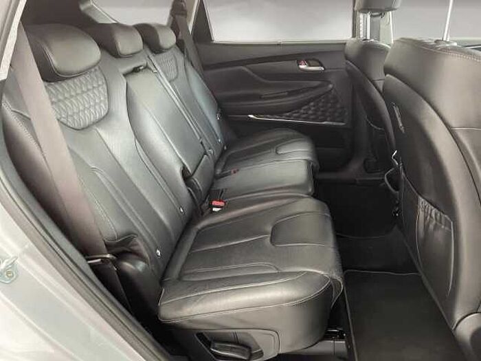 Hyundai SANTA FE 2.2 CRDi Premium 4WD *ASSISTENZPAKET*