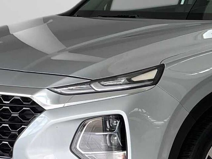Hyundai SANTA FE 2.2 CRDi Premium 4WD *ASSISTENZPAKET*