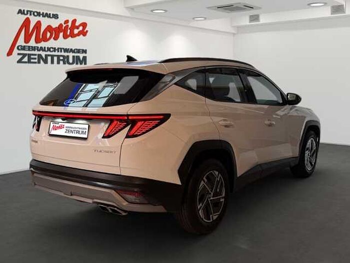 Hyundai TUCSON 1.6 T-GDI Select 2WD *NAVI*DESIGNPAKET*