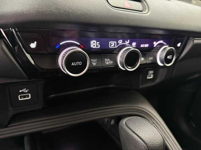 Honda HR-V 1.5 i-MMD Elegance *MIT ALLWETTER!*