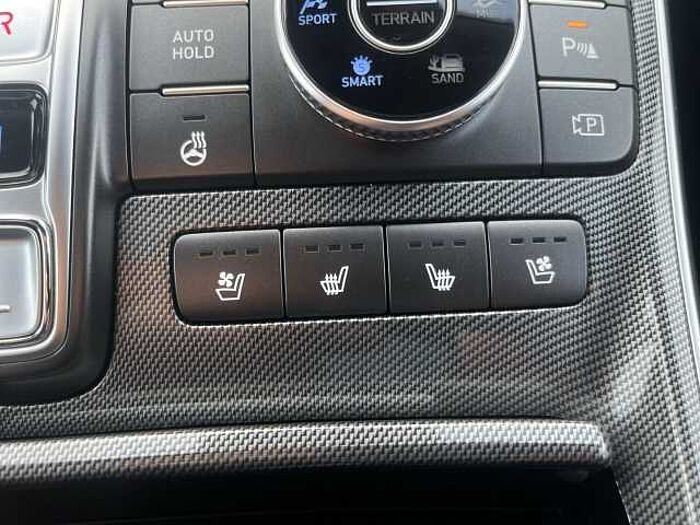 Hyundai SANTA FE 1.6 TGDI Prime Plug-In Hybrid 4WD *MIT PANODACH! *