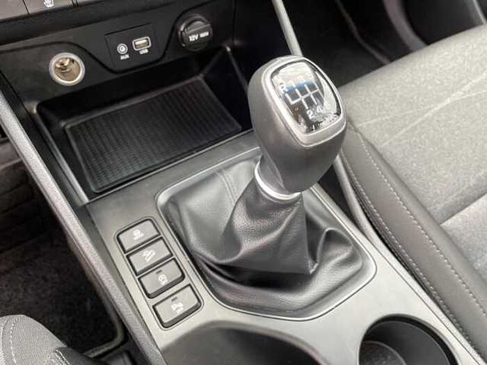 Hyundai TUCSON 1.6 TGDI Trend 2WD *NAVI*CARPLAY! *