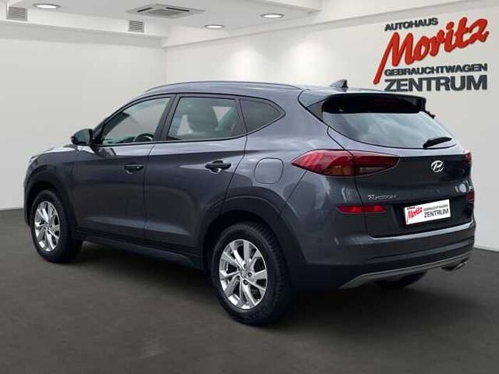 Hyundai TUCSON 1.6 TGDI Trend 2WD *NAVI*CARPLAY! *