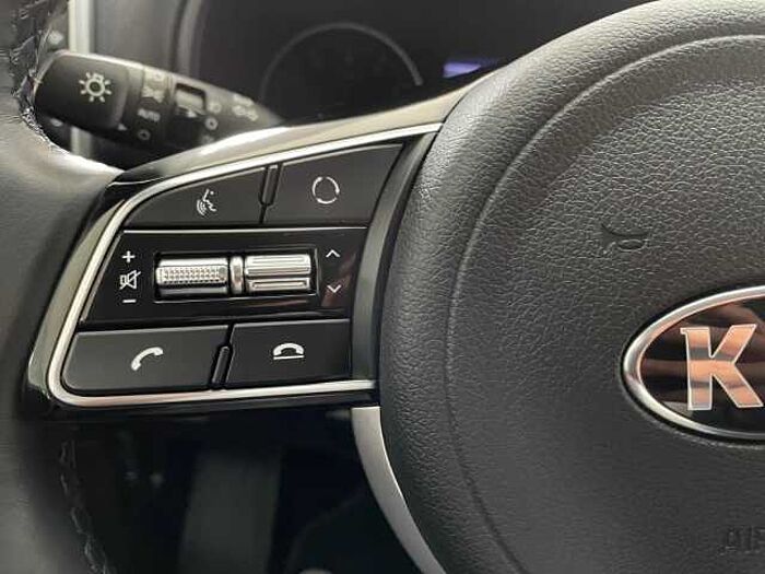 Kia Sportage 1.6 Vision 2WD Aut. *NAVI*CARPLAY*
