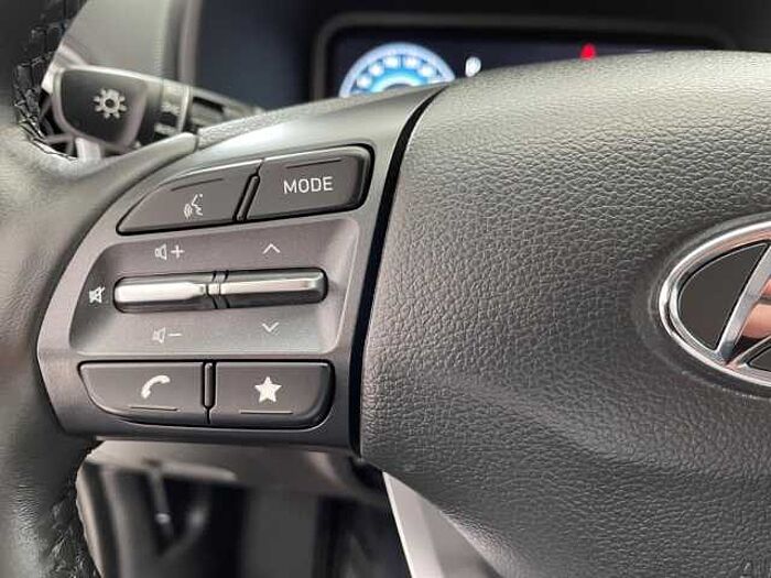 Hyundai KONA Elektro Trend 2WD *SOH 95,1%*TOTWINKEL*
