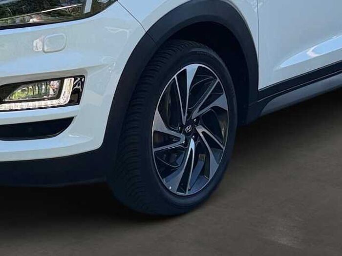 Hyundai TUCSON 1.6 T-GDI Premium DCT 2WD *ACC*KRELL SOUND*