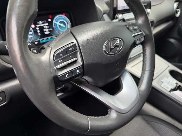 Hyundai KONA Elektro Trend 2WD *KRELL SOUND*SOH 94,7%*