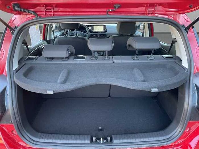 Hyundai i10 1.0 Trend Aut. *MIT WENIG KM! *
