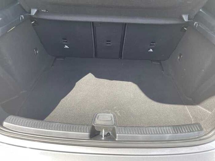 Mercedes-Benz A 200 Progressive NaviPremium Ativer Parkass.