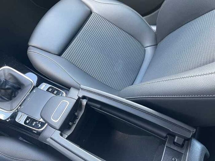 Mercedes-Benz A 200 Progressive NaviPremium Ativer Parkass.