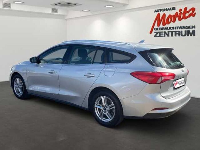 Ford Focus Turnier Cool&Connect AHK Winterräder Navi LED SHZ LenkradHZG