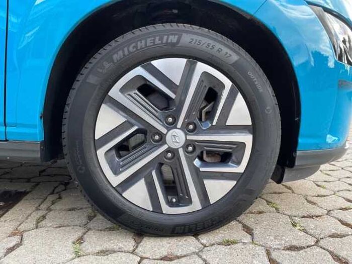 Hyundai KONA Elektro Trend 2WD *Navi über Carplay*SHZ, Rückfahrkamera*