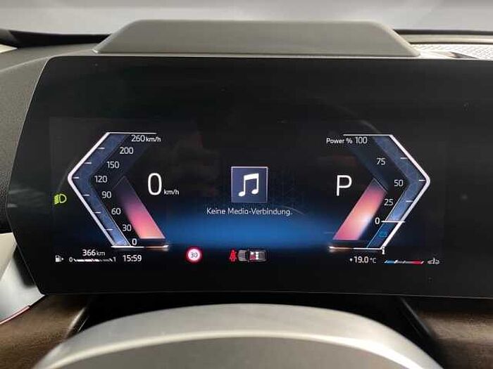 BMW X1 sDrive 18 i Park-Assistent Navi Leder 360° Kamera