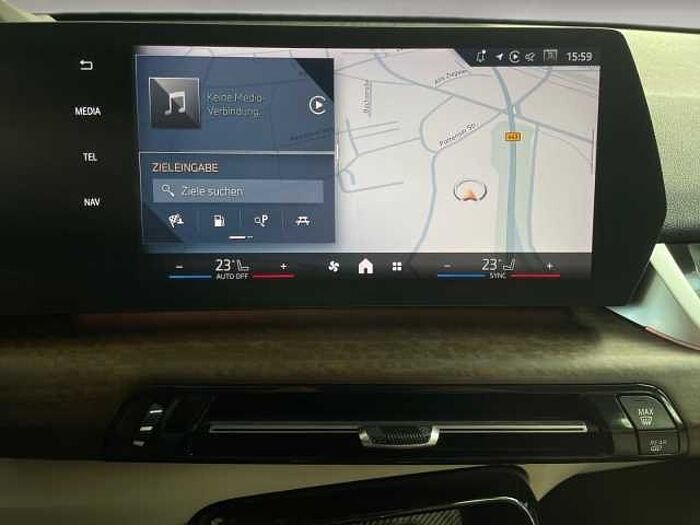 BMW X1 sDrive 18 i Park-Assistent Navi Leder 360° Kamera