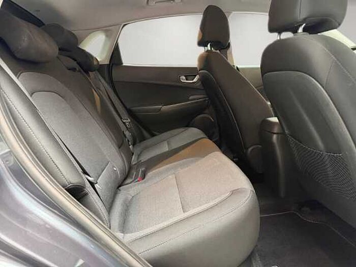 Hyundai KONA Elektro Edition 30+ 2WD *Navi Carplay SHZ PDC Hinten Mit KAmera