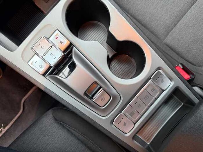 Hyundai KONA Elektro Edition 30+ 2WD *Navi Carplay SHZ PDC Hinten Mit KAmera