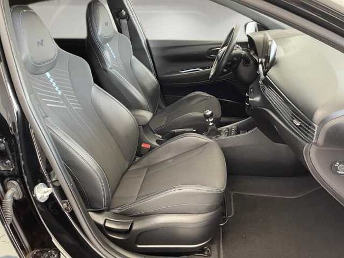 Hyundai i20 1.6 T-GDI Performance *NAVI*BOSE SOUND & MEHR*