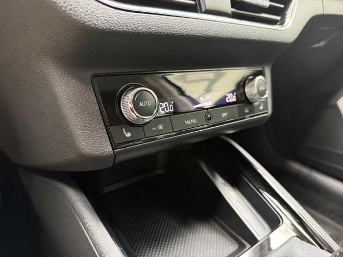 SKODA Scala 1.0 TSI Style *NAVI ÜBER MIRROR LINK! *