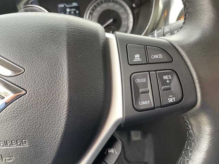 Suzuki Vitara 1.4 Comfort 4x2 *ALLWETTER*NAVI*LED*
