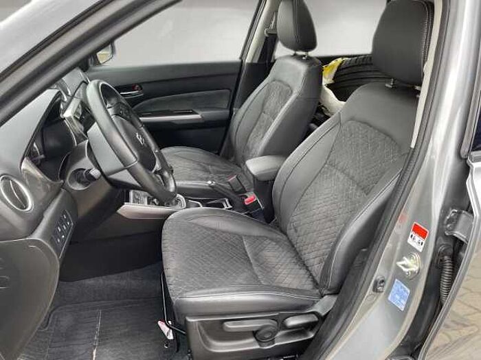Suzuki Vitara 1.4 Comfort 4x2 *ALLWETTER*NAVI*LED*