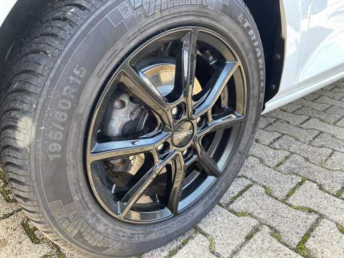 Ford Fiesta 1.1 Trend *IN KÜRZE VERFÜGBAR! *