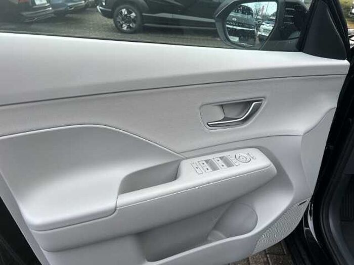 Hyundai KONA 1.0 T-Gdi Trend BOSE*ASS-Paket*Licht-Paket*el.Heckklappe*